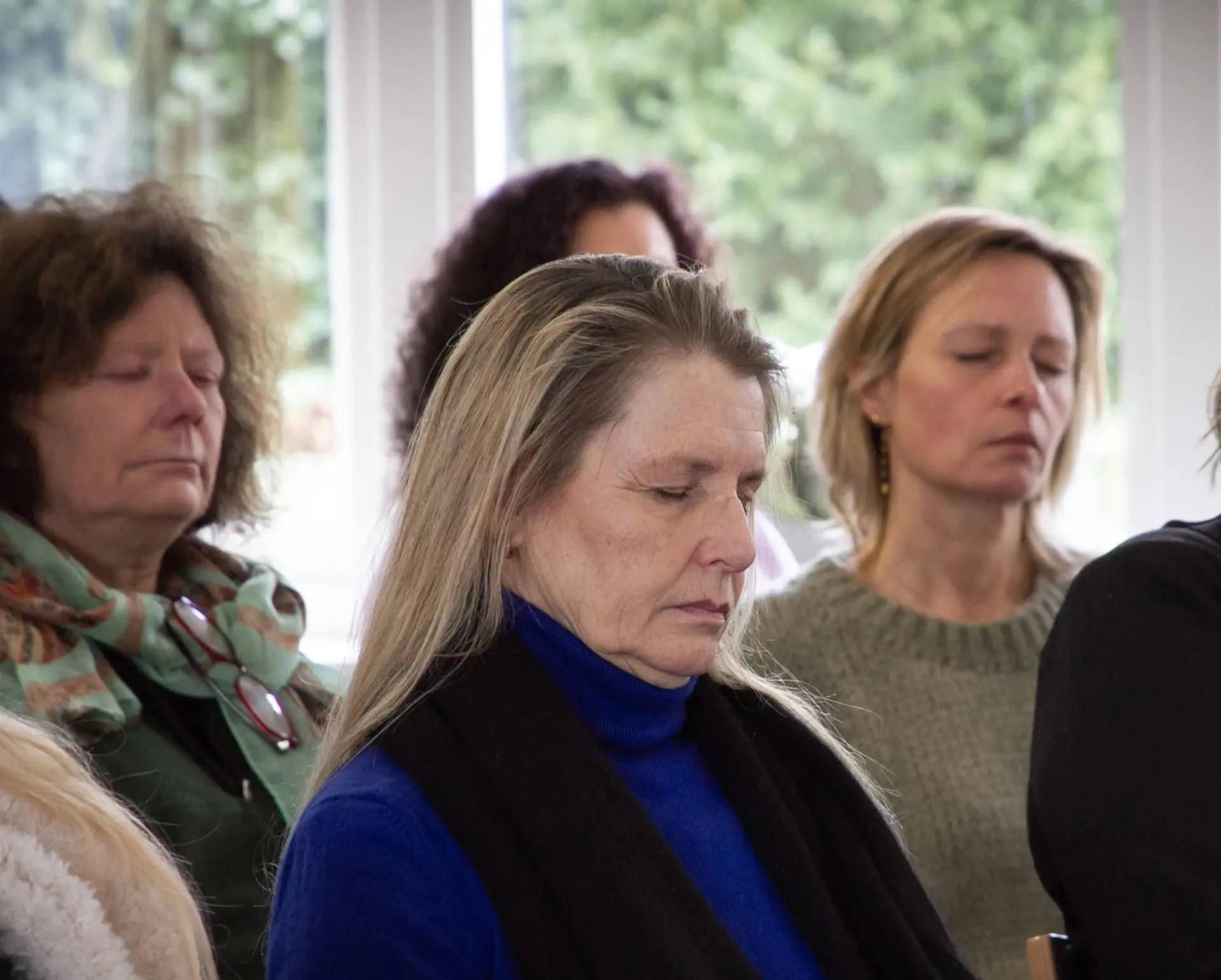 Mediterende mensen tijdens Optimal EFT workshop
